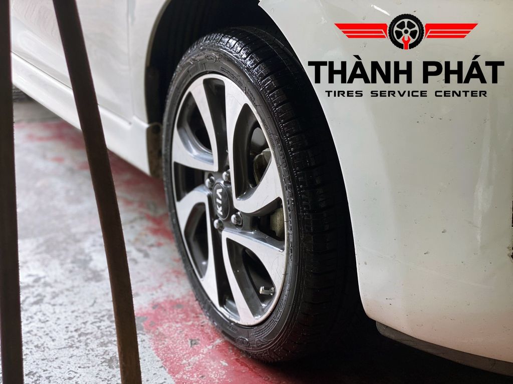 Lốp xe ô tô Goodyear 175/50R15 Duraplus Malaysia