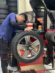 Lốp xe ô tô Michelin 235/50R19 Primacy SUV+ Thailand