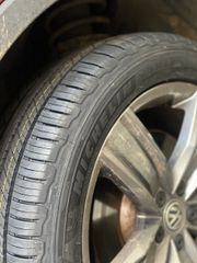 Lốp xe ô tô Michelin 235/50R19 Primacy SUV+ Thailand