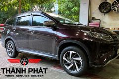Lốp xe Bridgestone 215/60R17 Turanza T005 THAI