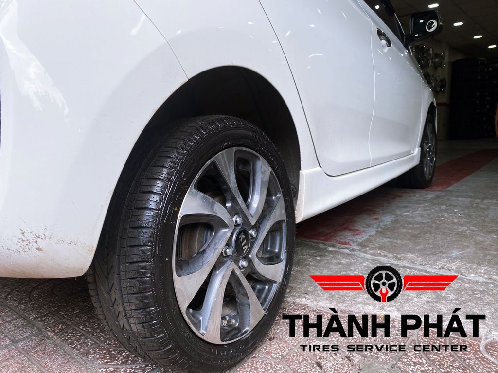 Lốp xe ô tô Goodyear 175/50R15 Duraplus Malaysia