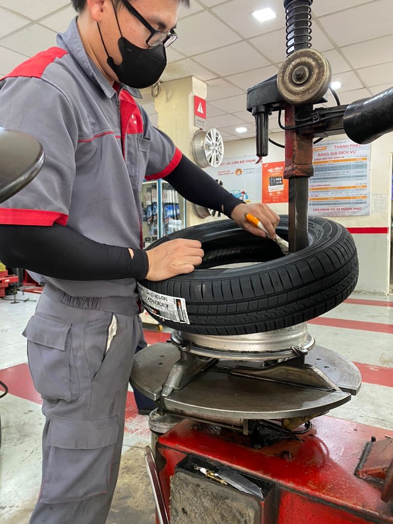 Lốp xe Hankook 145/70R13 Kinergy Eco K435 INDO