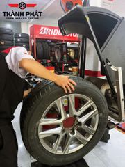 Lốp xe Dunlop 285/50R20 GRANDTREK PT2 NHẬT