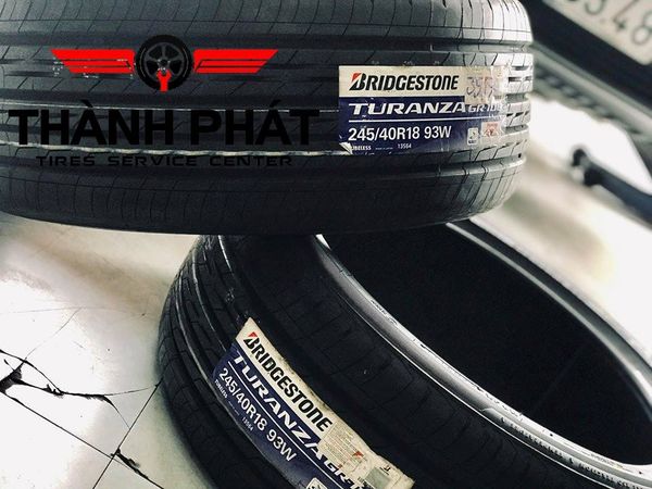 Lốp xe Bridgestone 245/40R18 TURANZA T005 THAI
