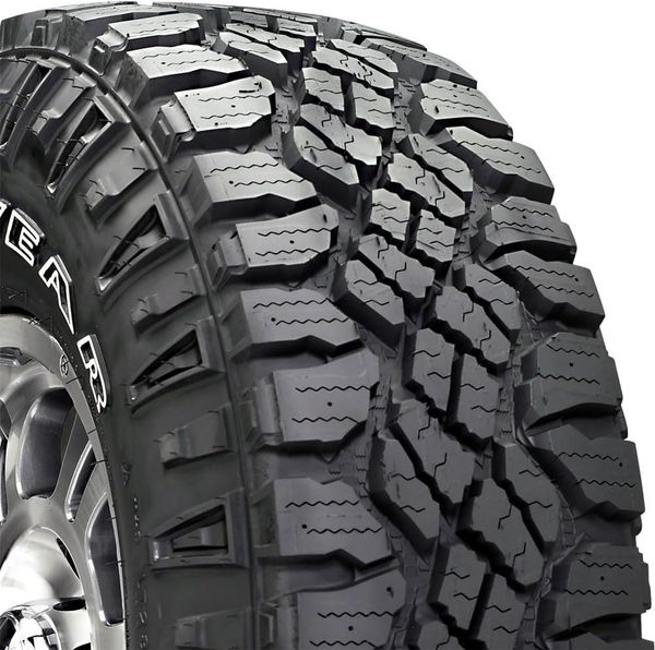 Lốp xe ô tô Goodyear 285/60R18LT Wrangler Duratrac AT/ST OWL Indo
