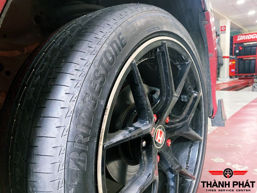 Lốp BRIDGESTONE 225/45R18 [91W] Turanza T005A