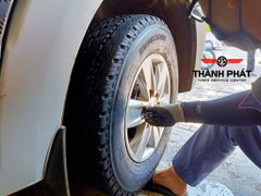 Lốp BRIDGESTONE 235/65R16 [121R] Duravis R630