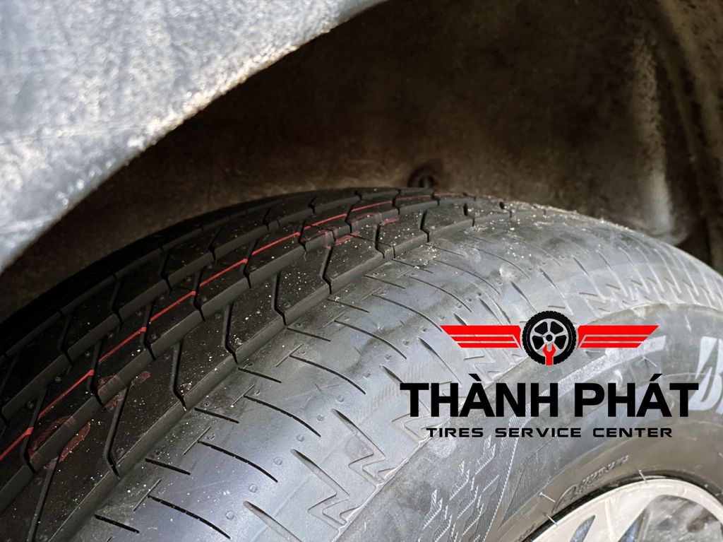 Lốp BRIDGESTONE 215/60R17 [96H] Turanza T005A