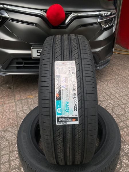 Vỏ xe Hankook 225/55R19 Ion Evol dành cho các dòng xe điện VF8