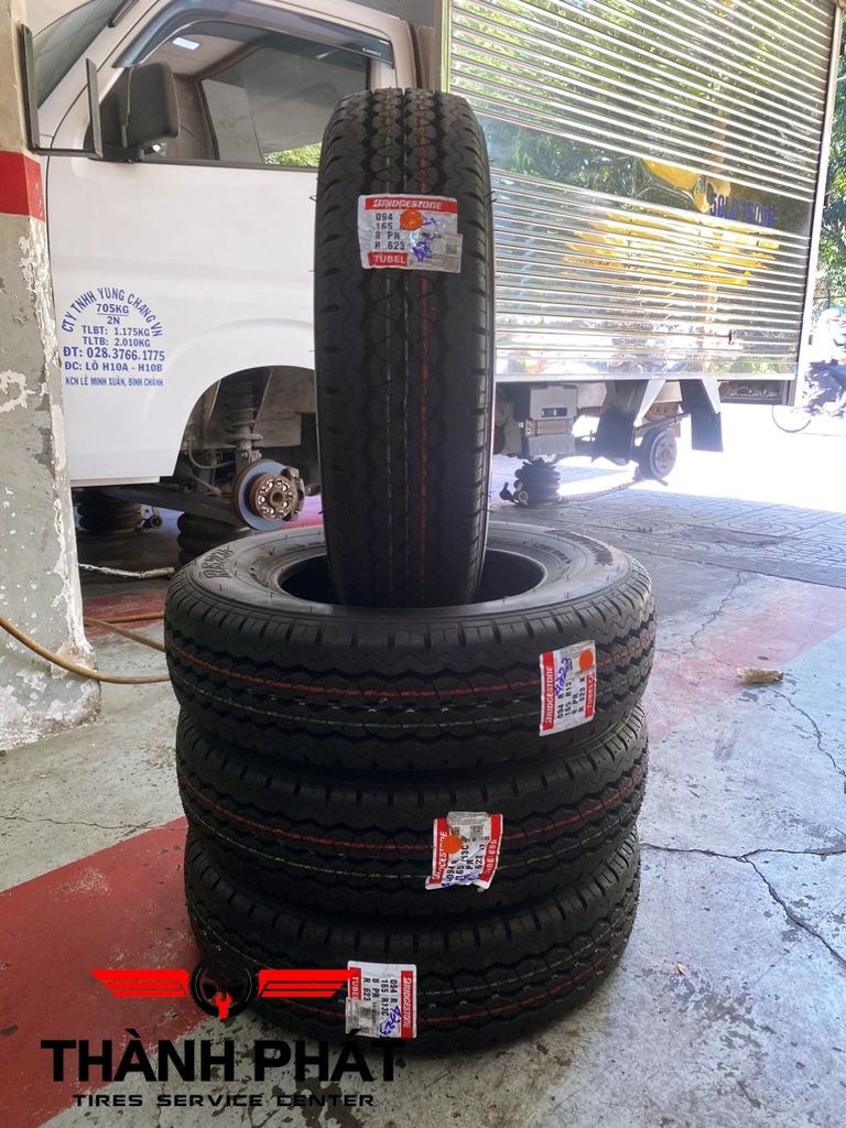 Lốp BRIDGESTONE 165R13 [8PR] R623