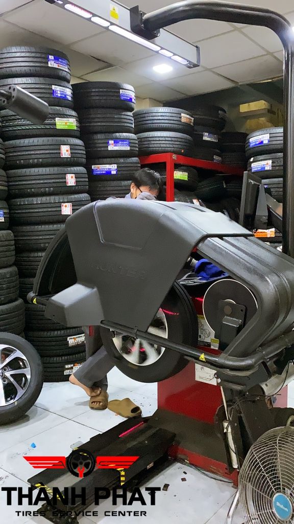 Lốp BRIDGESTONE 175/65R14 [82H] ECOPIA EP150