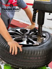Lốp BRIDGESTONE 235/55R19 [101W] Alenza AL01 'Nhật Bản'