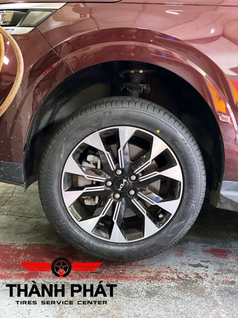 Lốp BRIDGESTONE 235/55R19 [101W] Alenza AL01 'Nhật Bản'