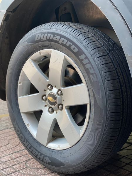 Lốp Hankook 235/60R17 Mã gai DHP2