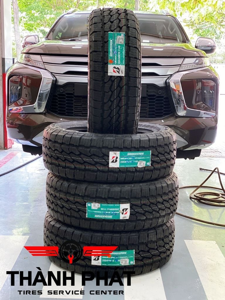 Lốp BRIDGESTONE 265/60R18 [114S] Dueler DAT2 'Thailand'