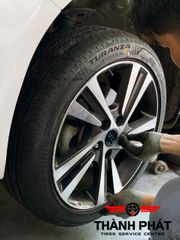 Lốp BRIDGESTONE 215/45R17 [91W] Turanza T005A