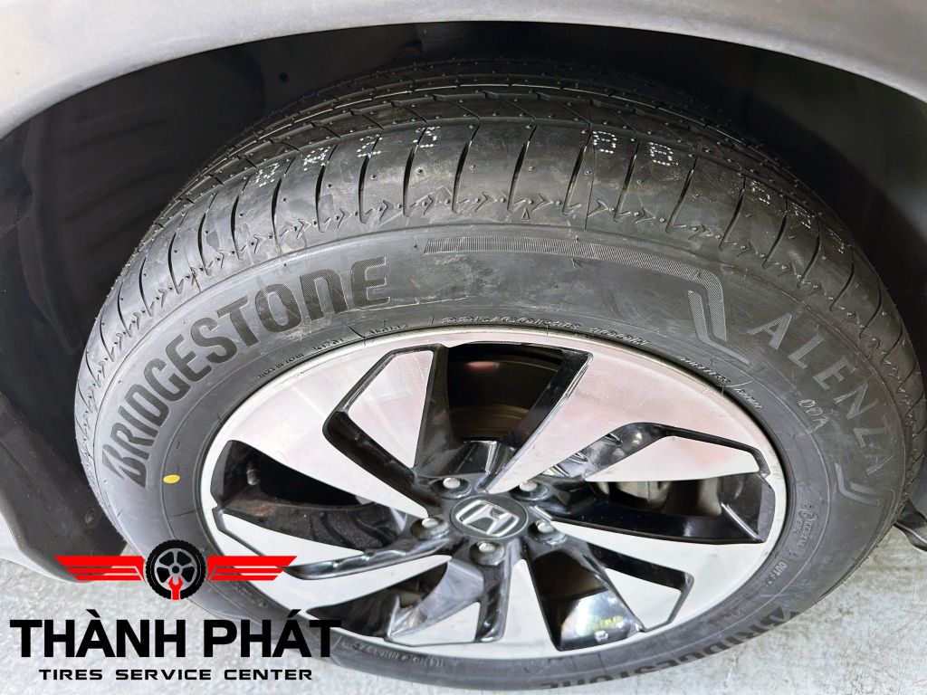 Lốp BRIDGESTONE 225/60R18 [AL01] Alenza AL01