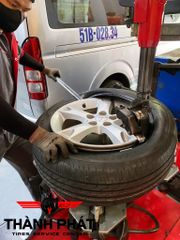 Lốp BRIDGESTONE 215/55R17 [94W] Turanza T005A