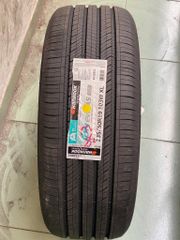 Lốp Hankook 235/50R19 Mã gai IH01A ION Evo AS SUV