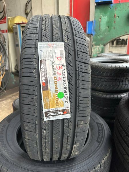 Lốp Hankook 235/60R18 Mã gai Ra43