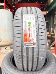 Lốp Hankook 235/50R19 Mã gai K135A