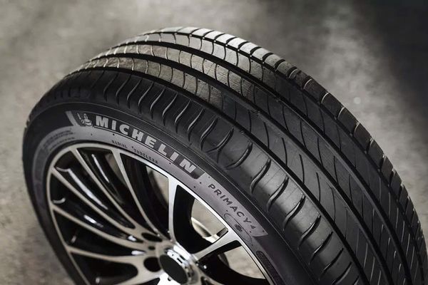 Lốp MICHELIN 235/45R18 E Primacy ST
