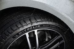 Lốp MICHELIN 275/35 ZR20 [102Y] Pilot Sport 4ZP