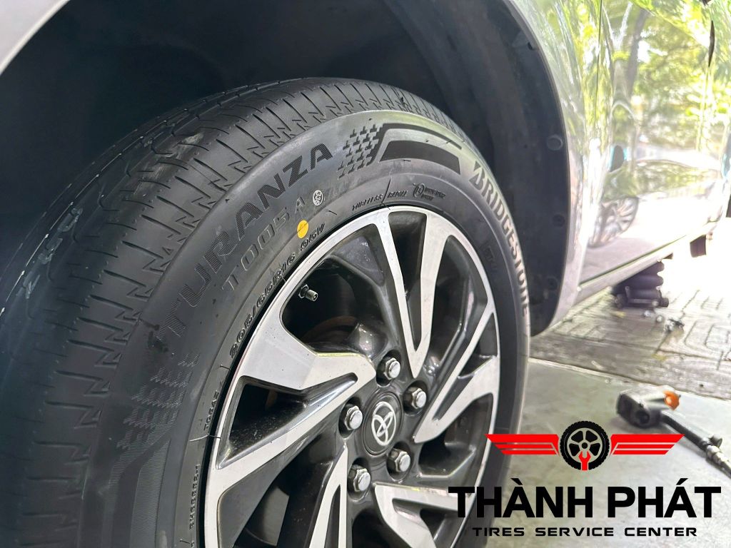 Lốp BRIDGESTONE 205/65R16 [95V] Turanza T005A