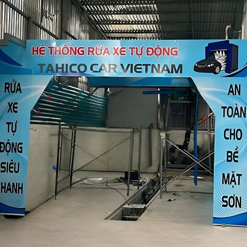  Máy rửa xe ô tô du lịch tự động Việt Nam 