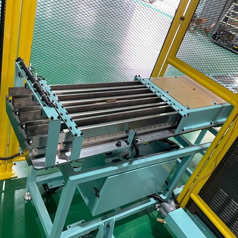 Total solution for aluminum casting machine system