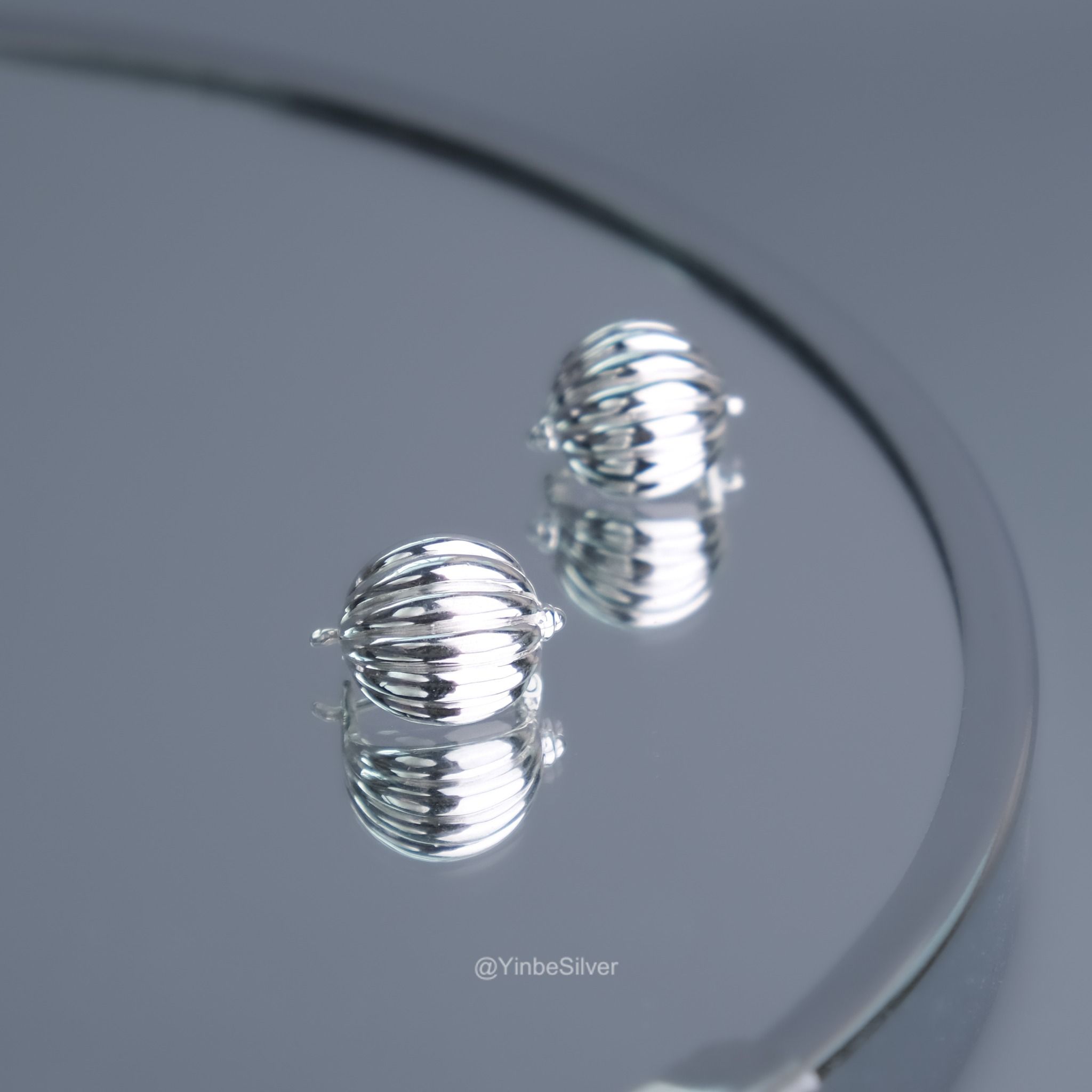  Khuyên Tai Bạc 950 Đèn Lồng Yinbe Silver 