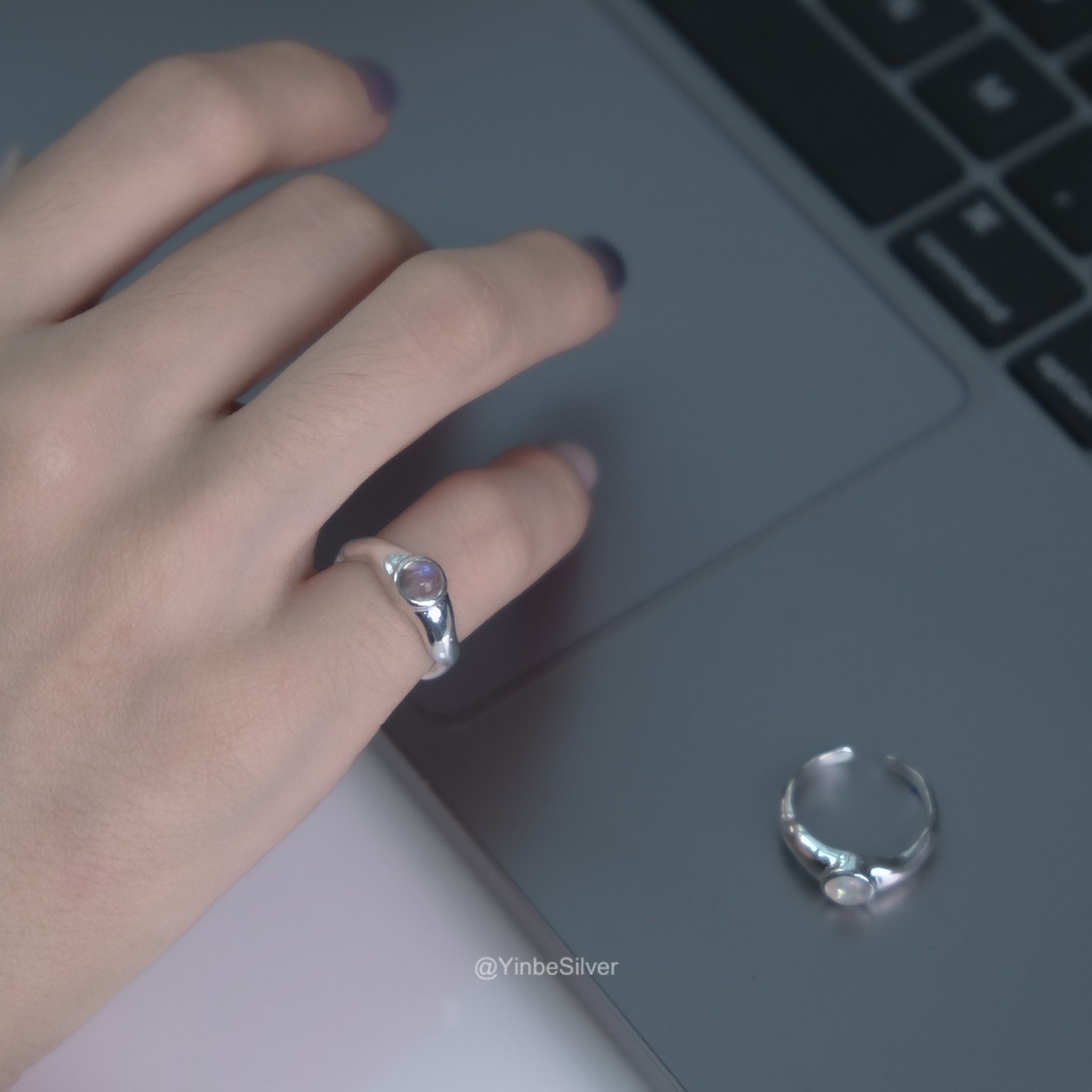  Nhẫn Nữ Bạc 950 Vân Thạch Yinbe Silver Mặt Đá Moonstone 