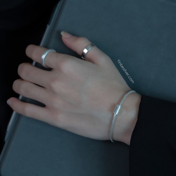  Vòng Tay Bạc Đôi Moment Yinbe Silver Thiêt Kế Hình Trụ Khắc Tên Theo Yêu Cầu 