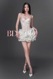  Váy trắng ngắn cúp ngực 2 dây đính đá tà phồng BANDAGE DRESS 