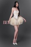  Váy kem ngắn đá trên ngực tà lưới phồng BANDAGE DRESS 