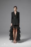  Vest đen tay áo đính ngọc và chân váy ARTI APPAREL 