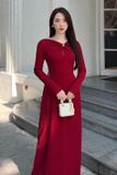  Áo dài đỏ khoét ngực CHATS 