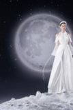  Áo dài trắng khoét vai (quần xếp li) LAM KHUE 