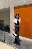  Áo đen phối trắng phủ vai LESPOIR 