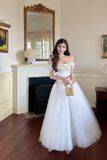  Váy dài trắng dây cột cổ LINH PHUNG 