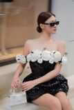  Váy đen cúp ngực hoa trắng RIDKID 