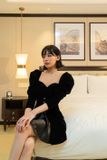  Váy đen ngắn tay dài phồng RENEE 