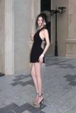  Váy đen ngắn xẻ ngực đính bướm GLAMDOLL 