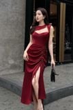 Váy đỏ khoét trên xẻ đùi JADEITE T.H 