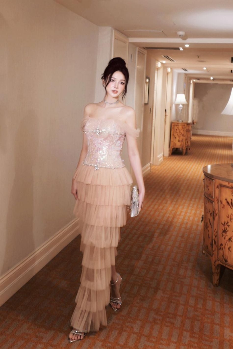  Váy nâu dài tầng LINH PHUNG 