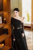  Set áo tay dài 1 bên vai kèm chân váy đen dài kết hợp thắt lưng DARLING DIVA 