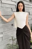  Set áo trắng kết hợp chân váy đen dài CHATS 