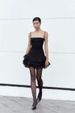  Váy đen ngắn 2 dây Nhã Phương mặc FAIR LADY 