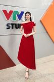  Váy đỏ chéo vai kiểu chân váy xếp ly LAVIEM 