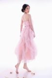  Váy hồng voan tầng cúp ngực kèm belt WHITEPLAN 